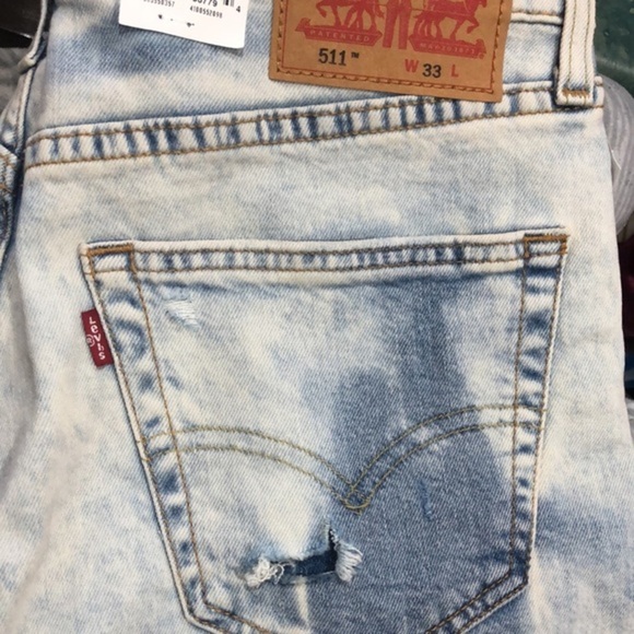 Levi's Men's 511 Slim Cutoff Stretch faded denim light wash jeans Shorts size 33 - Picture 2 of 2